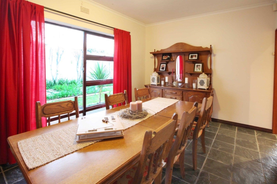 4 Bedroom Property for Sale in Welgemoed Western Cape